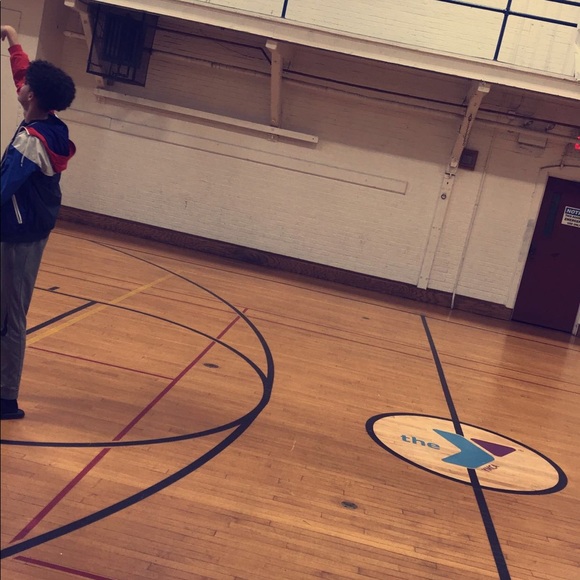 Meet your Posher, Alec - Picture 1 of 1